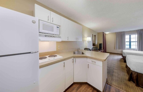 Extended Stay America Suites - Orange County - Huntington Beach image 14